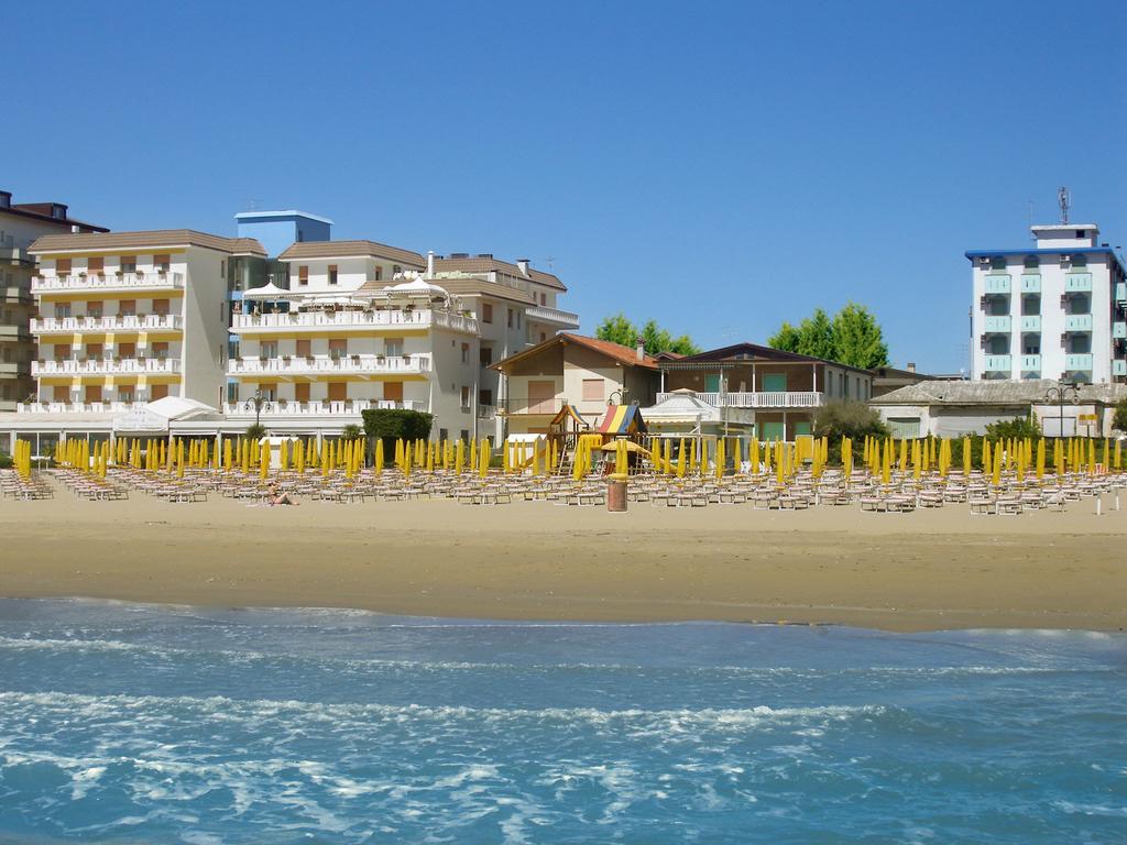 Hotel Bellaria Lido di Jesolo Buitenkant foto